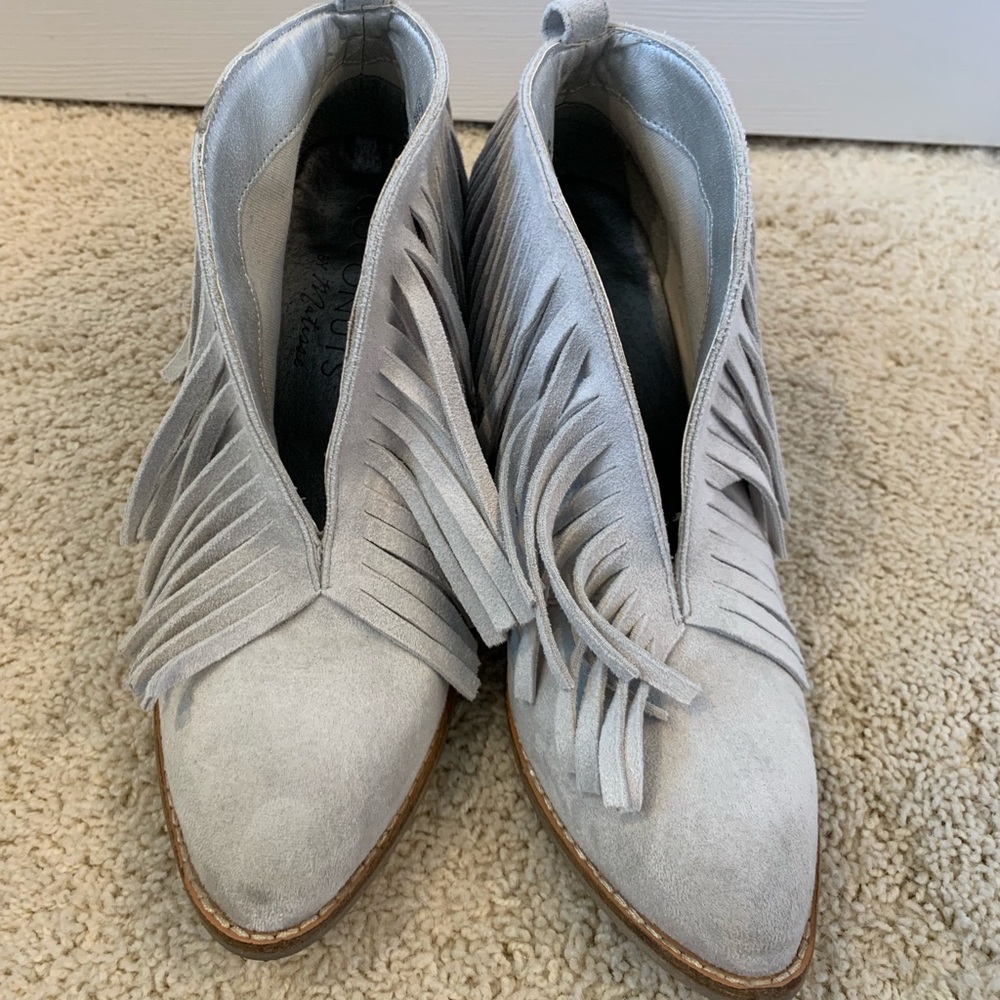 Coconuts by Matisse fringe suede booties